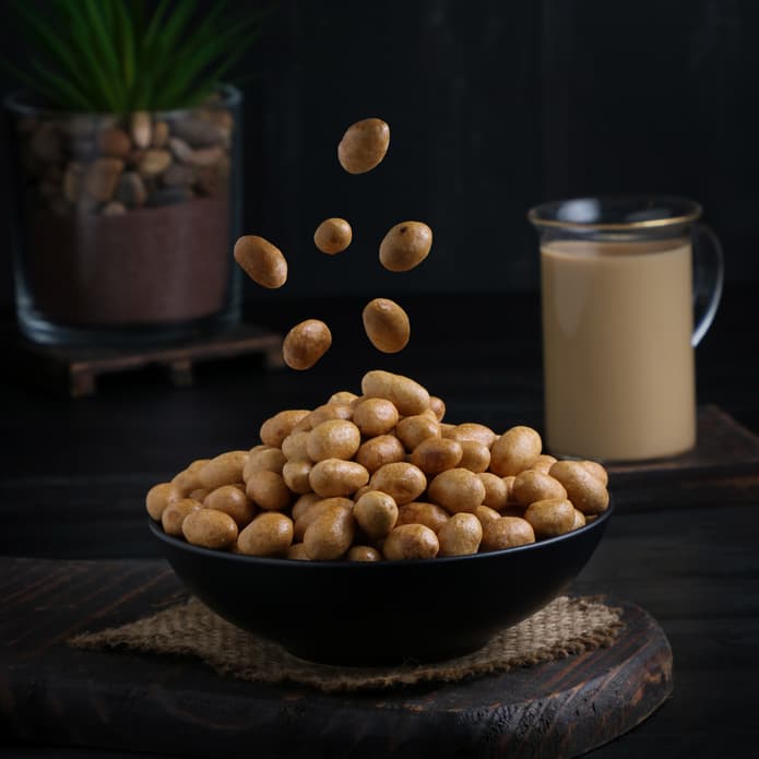Bzuriyeh Brazilian Coated Peanuts