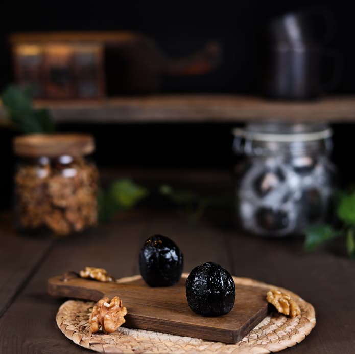 Bzuriyeh Whole Green Walnut Preserve