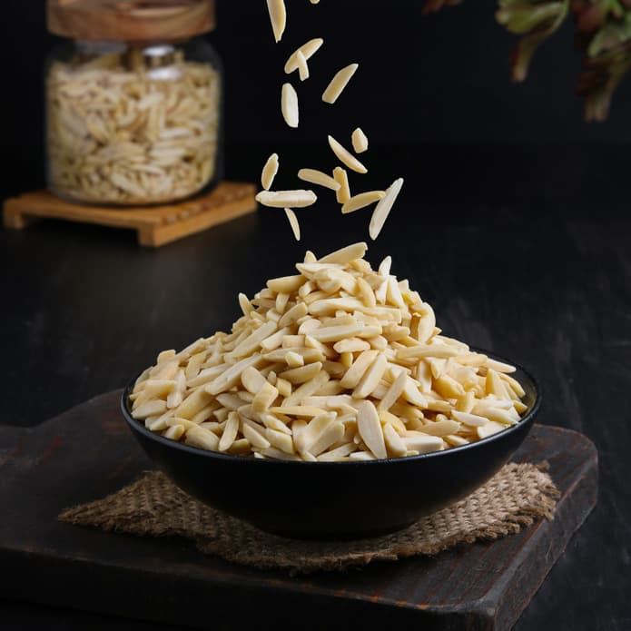 Bzuriyeh Almond Quarters