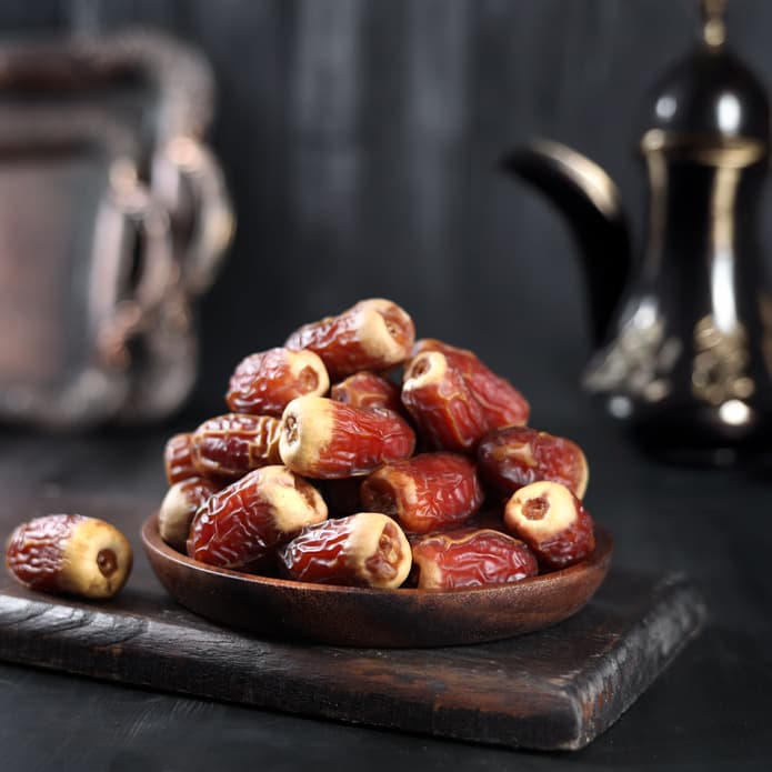Bzuriyeh Saqei Date